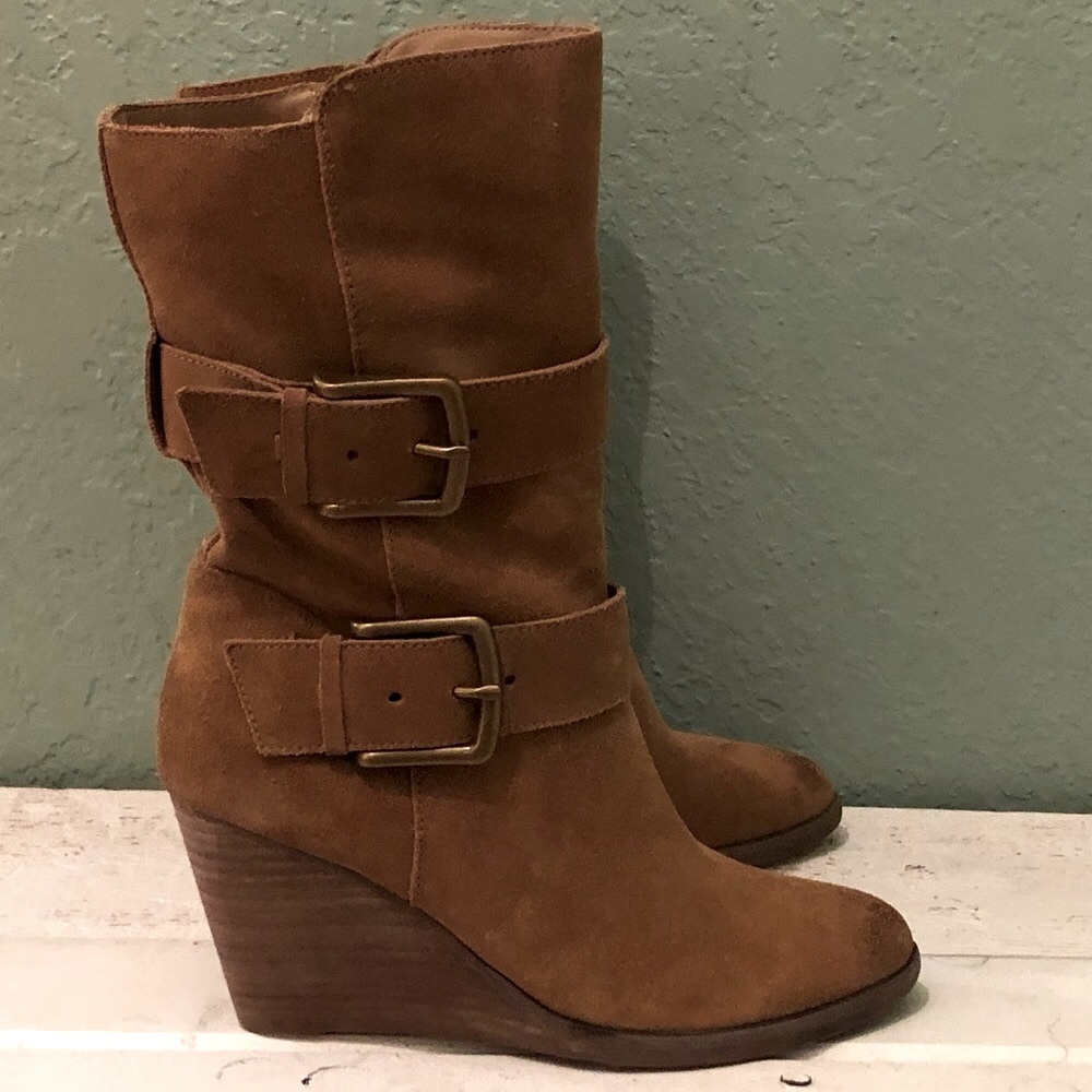 Very Volatile Los Angeles Boots